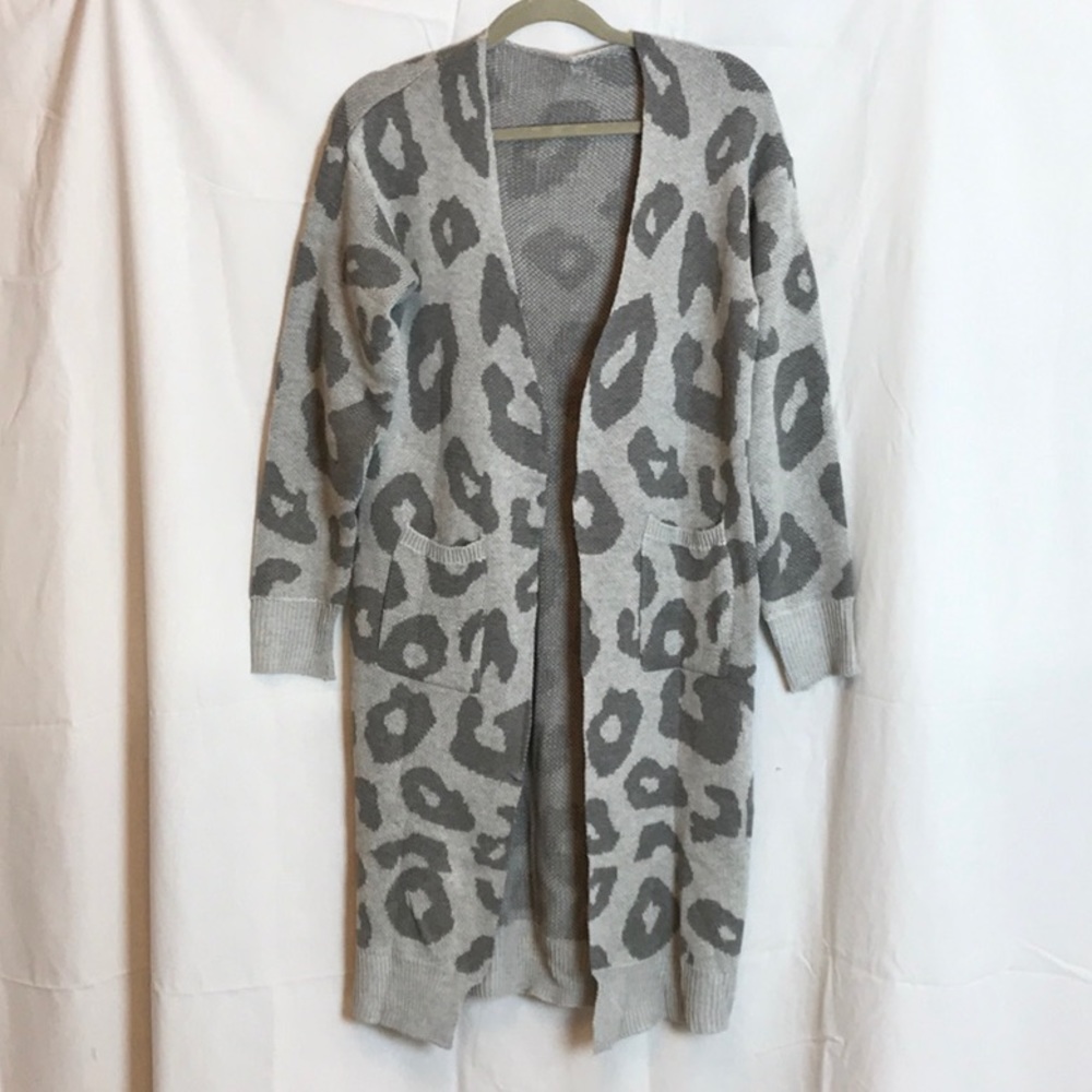 Gray leopard print long cardigan